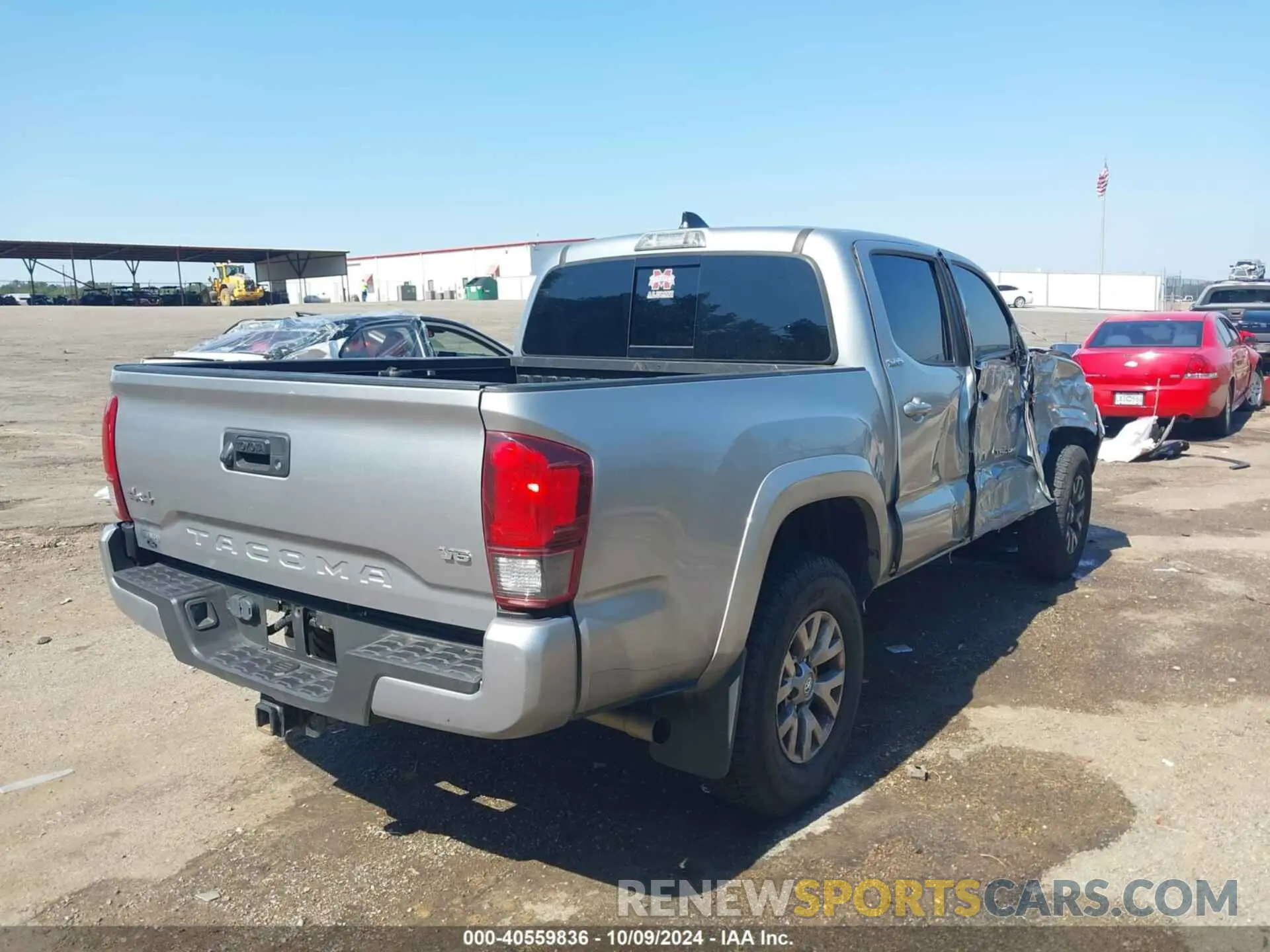 4 Photograph of a damaged car 3TMCZ5ANXLM290081 TOYOTA TACOMA 2020