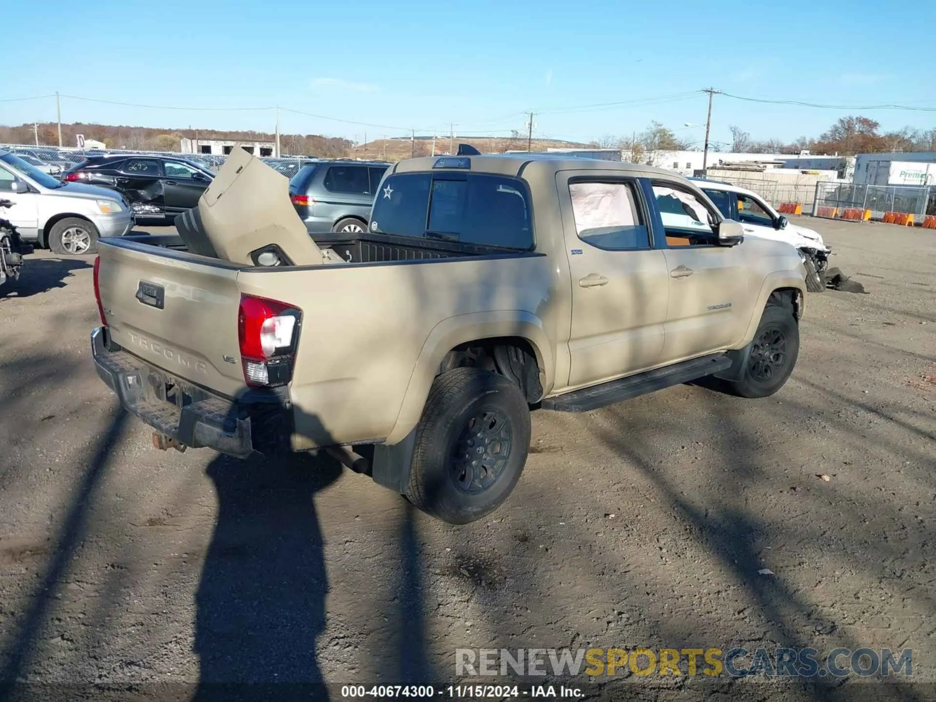 4 Photograph of a damaged car 3TMCZ5ANXLM341692 TOYOTA TACOMA 2020