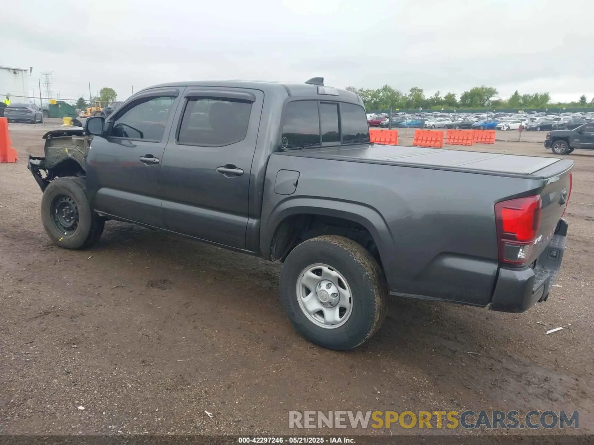 3 Фотография поврежденного автомобиля 3TMCZ5ANXLM368357 TOYOTA TACOMA 2020