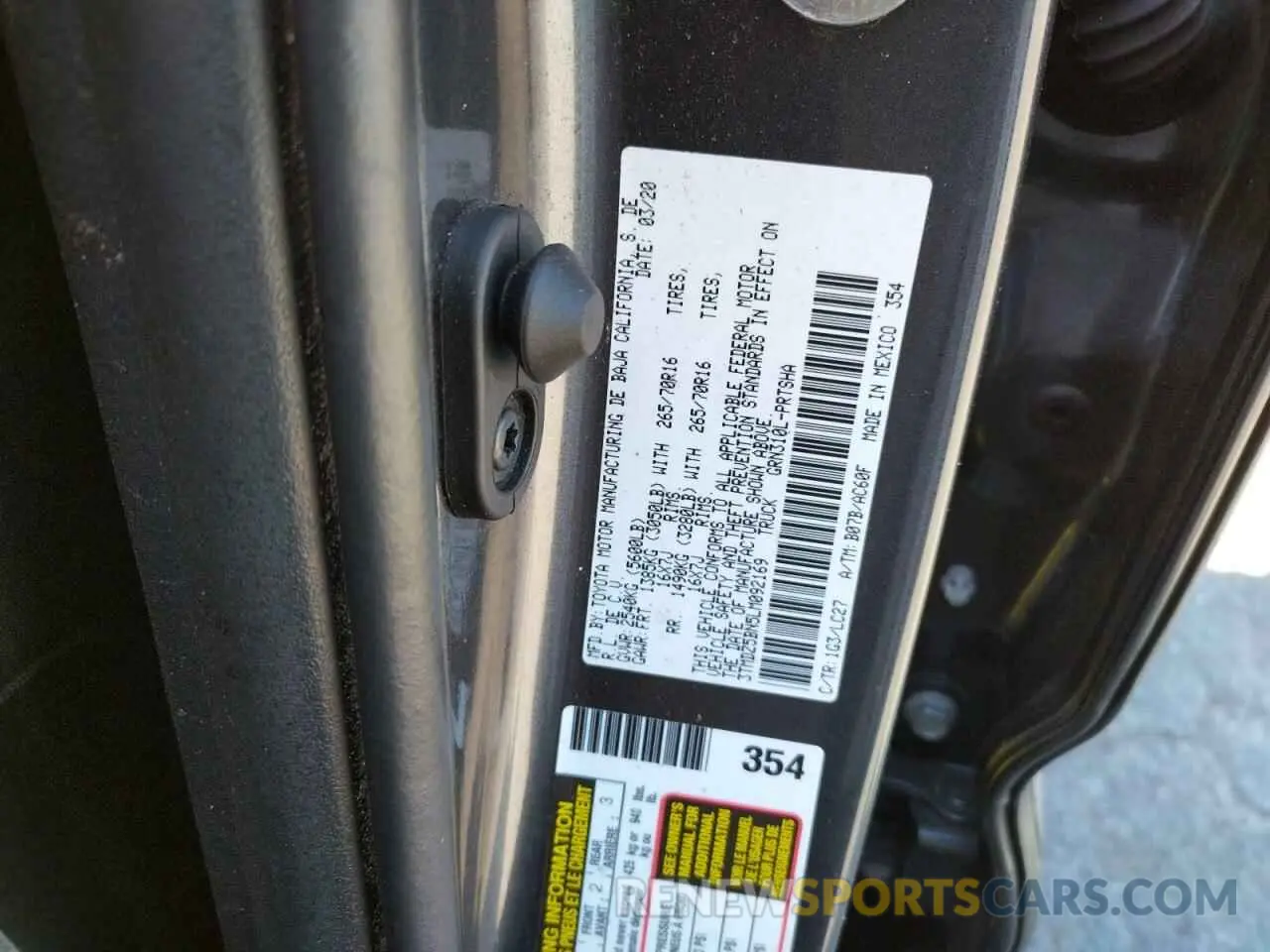 10 Фотография поврежденного автомобиля 3TMDZ5BN5LM092169 TOYOTA TACOMA 2020