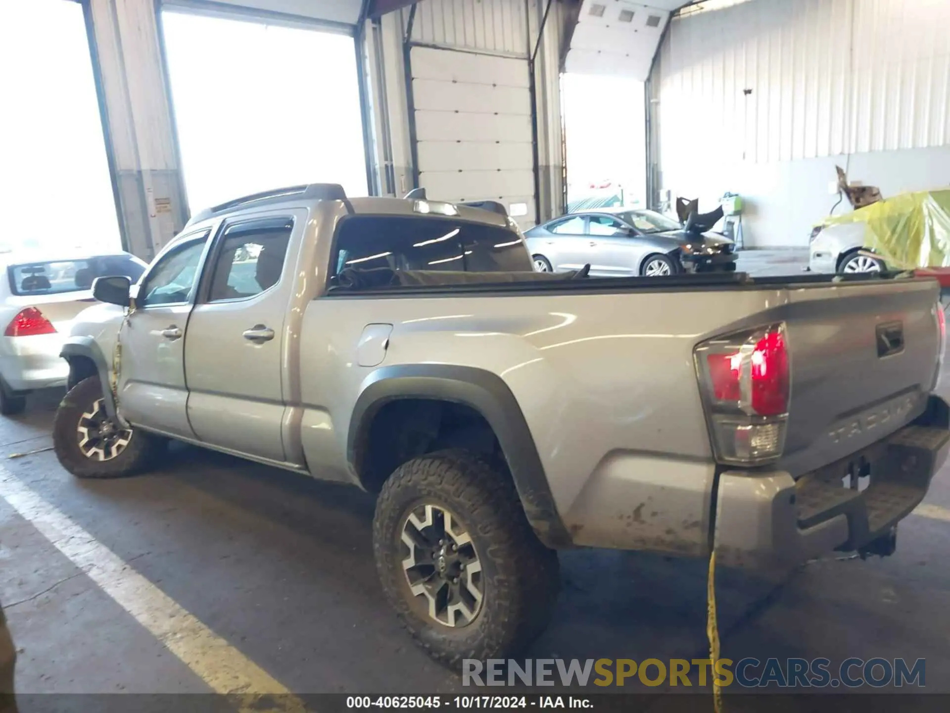 14 Photograph of a damaged car 3TMDZ5BN6LM080144 TOYOTA TACOMA 2020