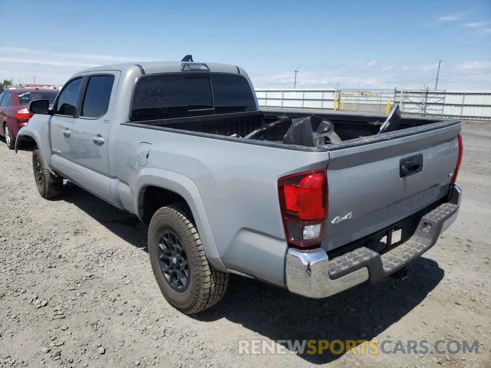 3 Photograph of a damaged car 3TMDZ5BN8LM098046 TOYOTA TACOMA 2020