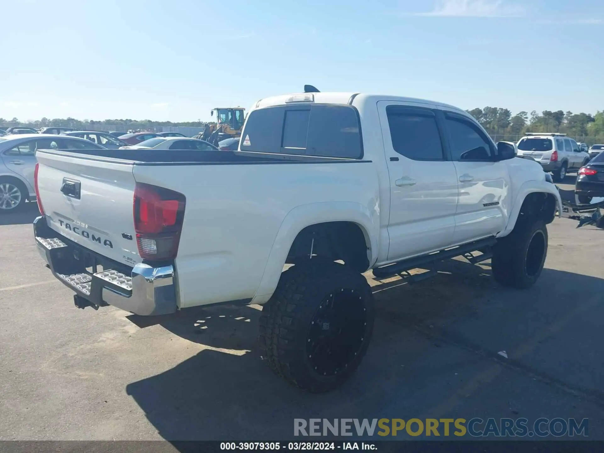 4 Фотография поврежденного автомобиля 3TYAZ5CN8LT001045 TOYOTA TACOMA 2020