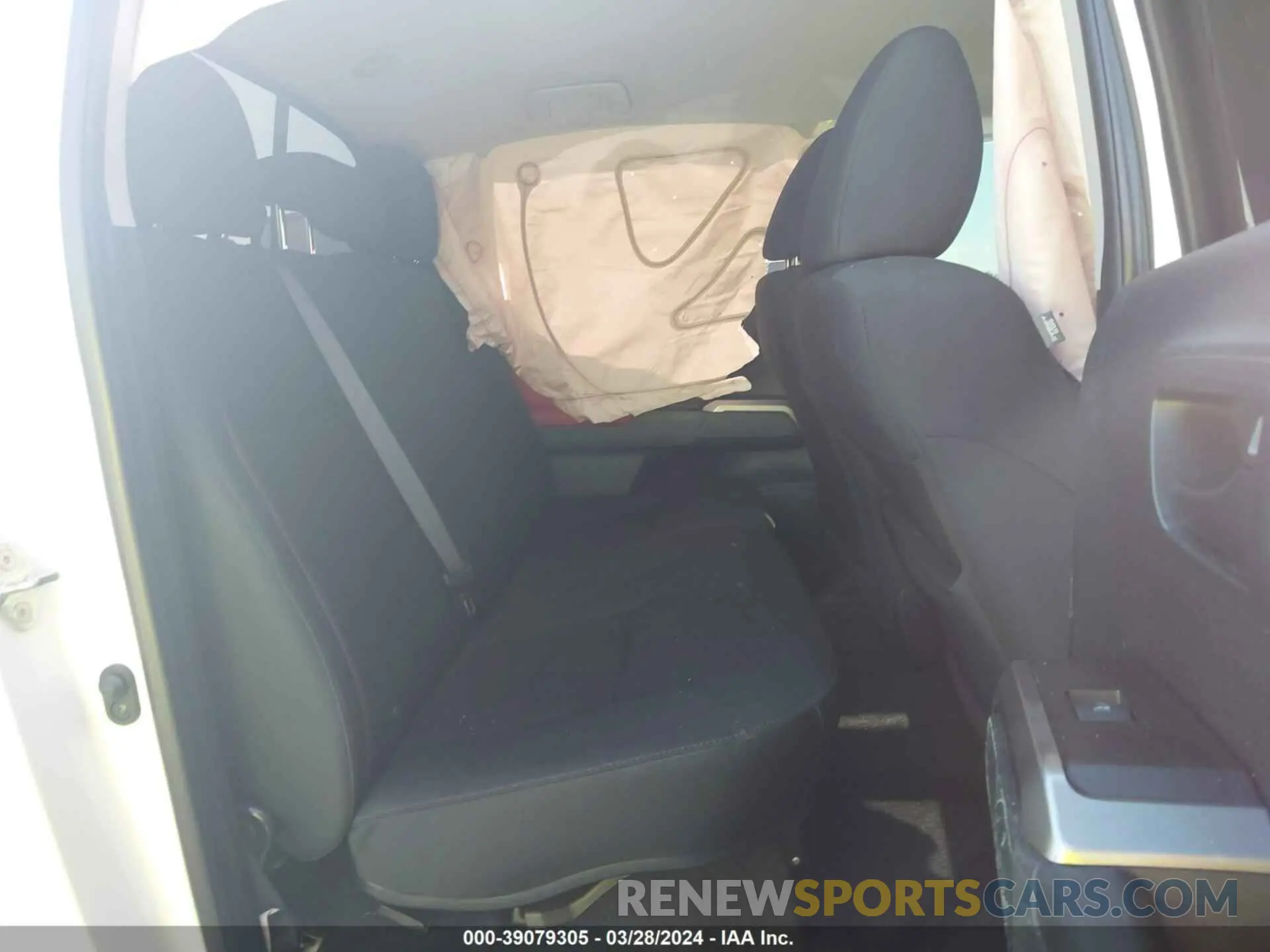 8 Фотография поврежденного автомобиля 3TYAZ5CN8LT001045 TOYOTA TACOMA 2020