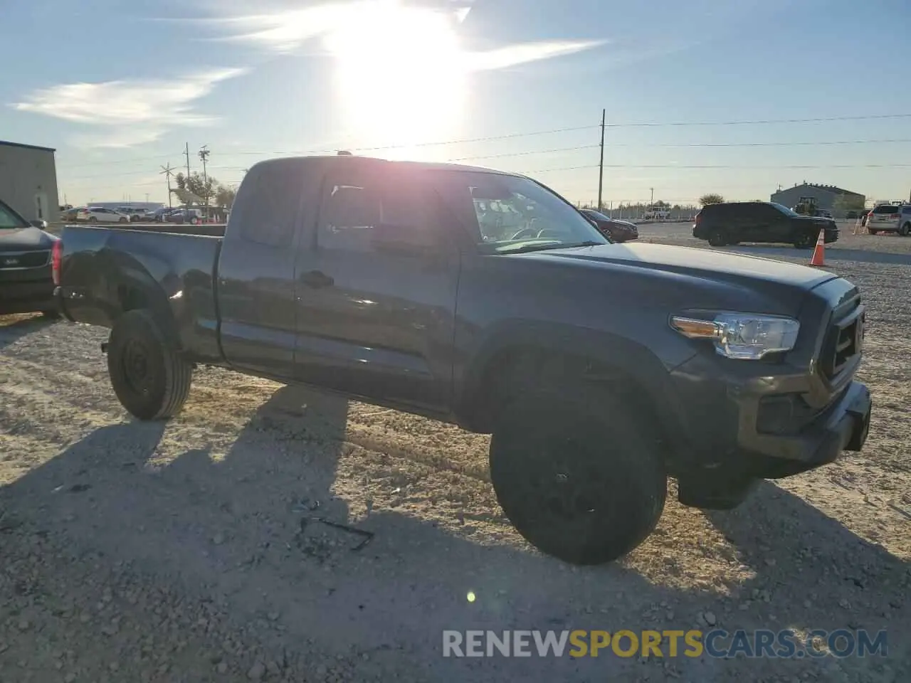 4 Photograph of a damaged car 3TYRX5GN4LT003460 TOYOTA TACOMA 2020