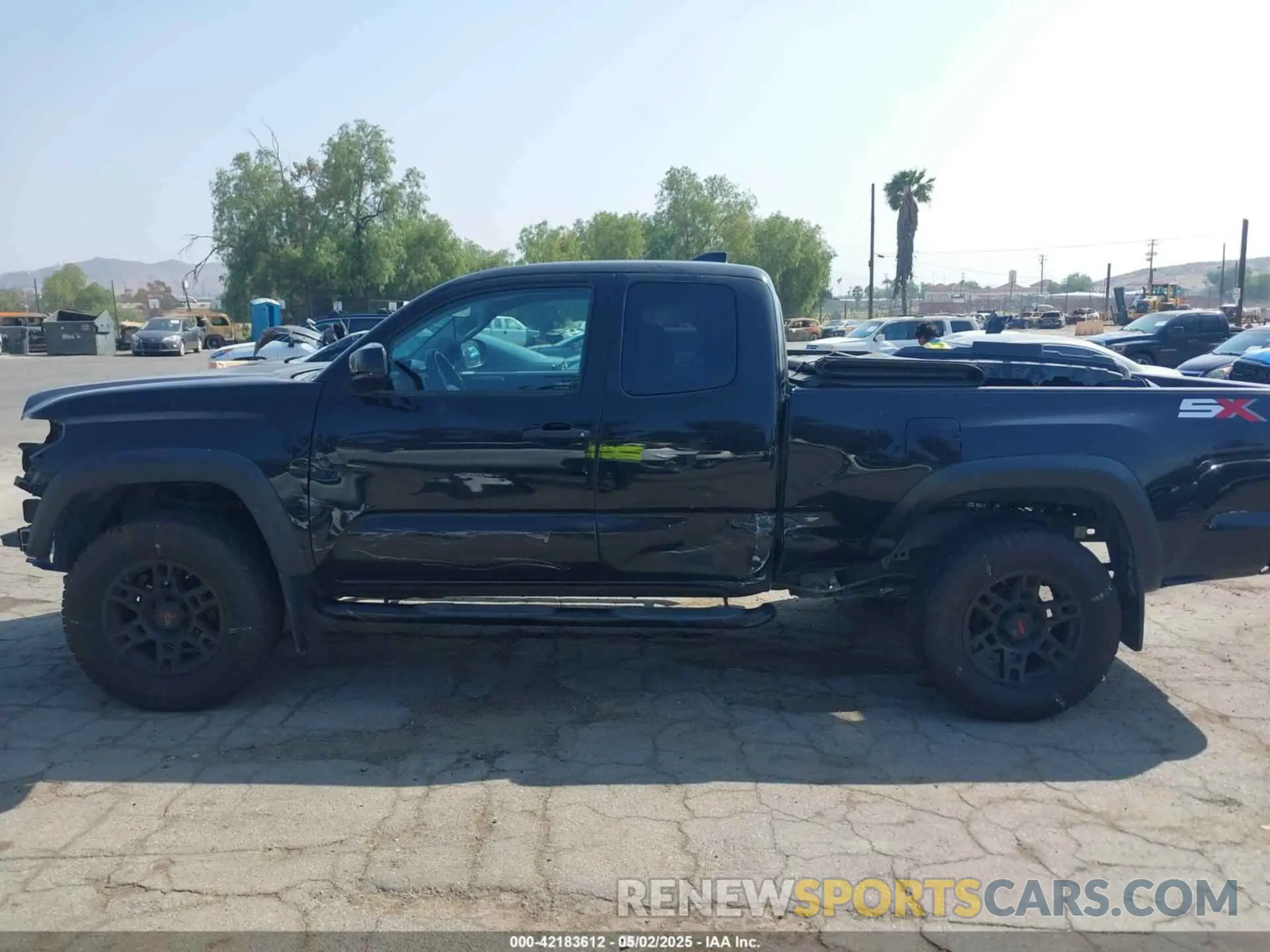 15 Photograph of a damaged car 3TYRX5GN6LT001581 TOYOTA TACOMA 2020