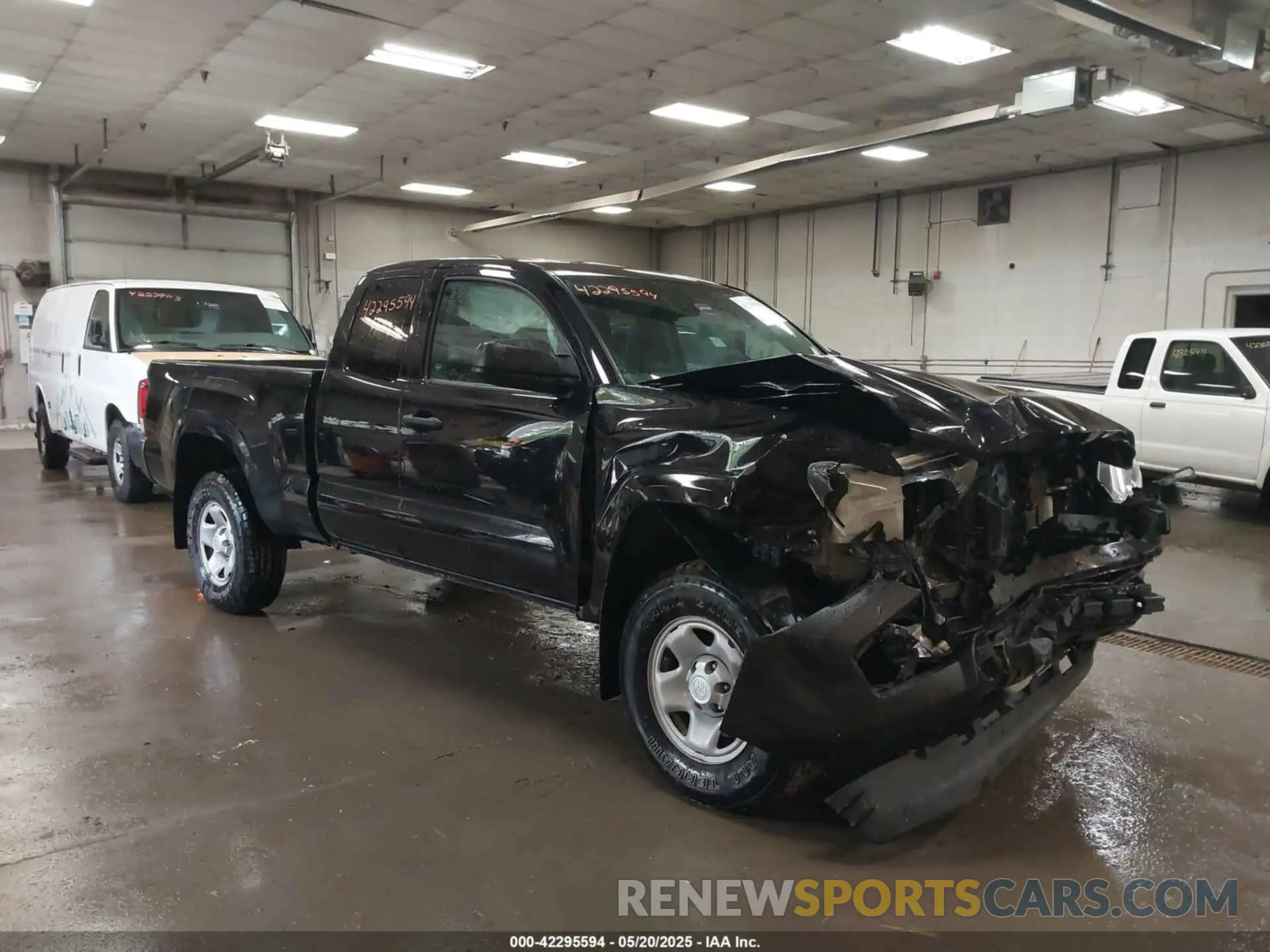 1 Photograph of a damaged car 3TYSX5EN9LT002700 TOYOTA TACOMA 2020