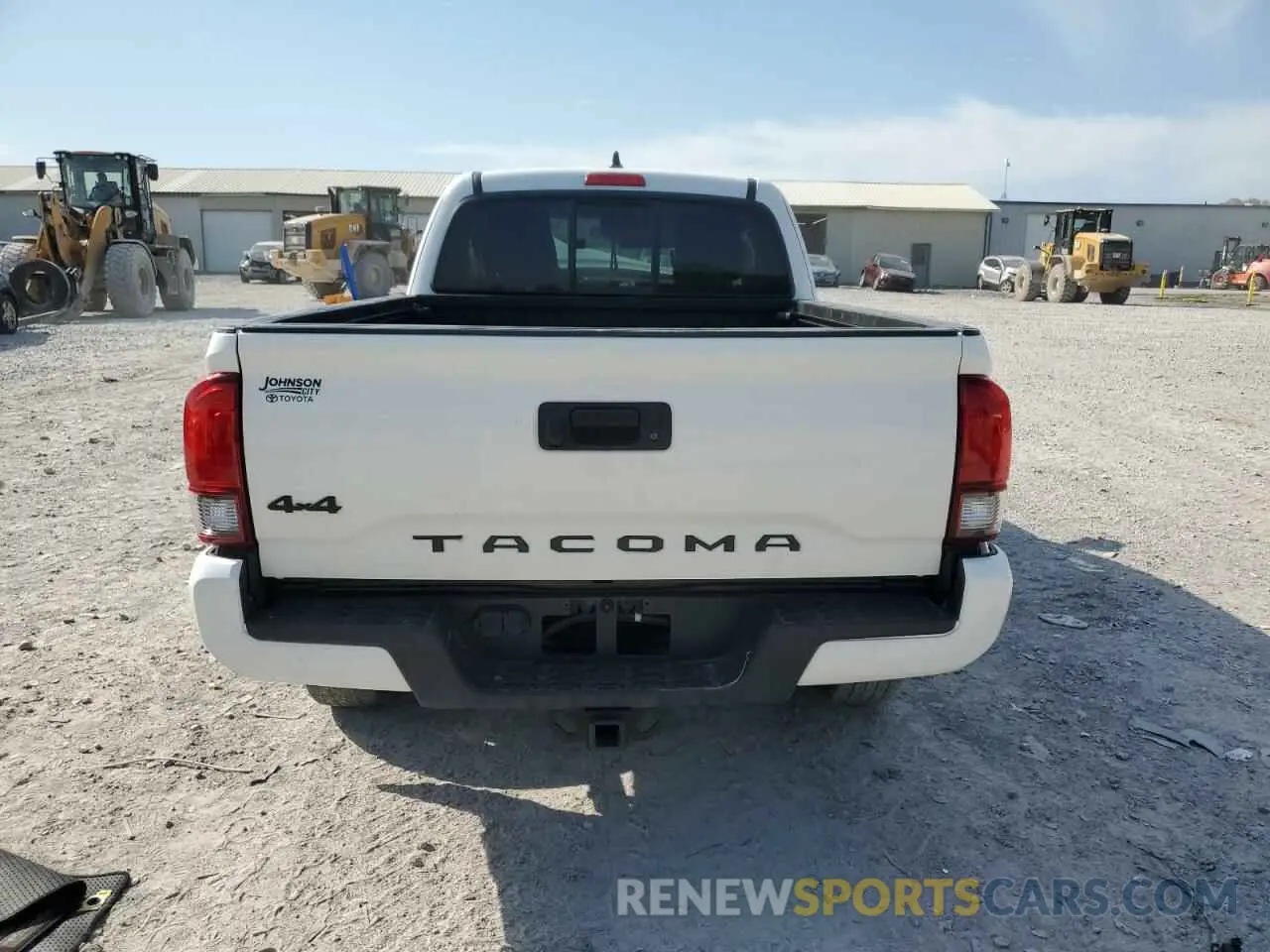 6 Photograph of a damaged car 3TYSZ5AN5LT006775 TOYOTA TACOMA 2020