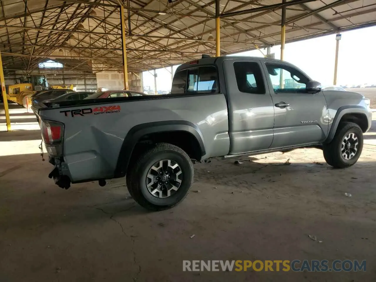 3 Photograph of a damaged car 3TYSZ5AN7LT004655 TOYOTA TACOMA 2020
