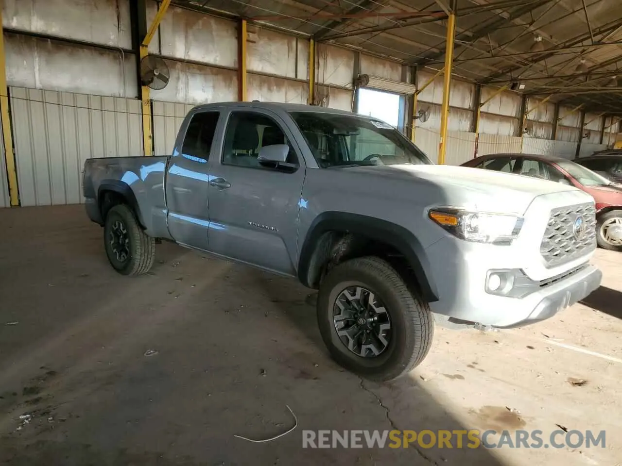 4 Photograph of a damaged car 3TYSZ5AN7LT004655 TOYOTA TACOMA 2020
