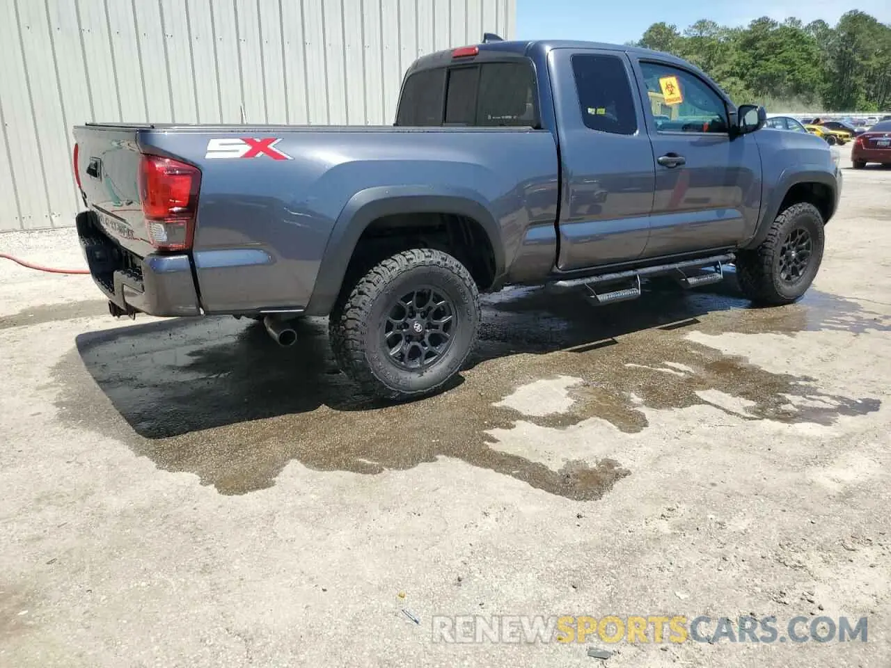 3 Фотография поврежденного автомобиля 3TYSZ5AN9LT004270 TOYOTA TACOMA 2020