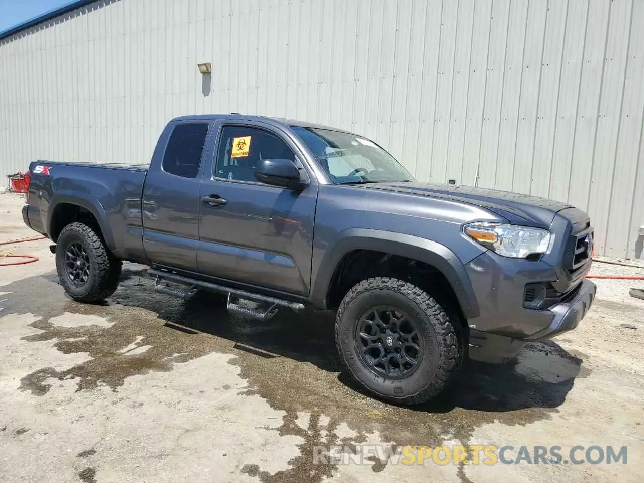 4 Фотография поврежденного автомобиля 3TYSZ5AN9LT004270 TOYOTA TACOMA 2020