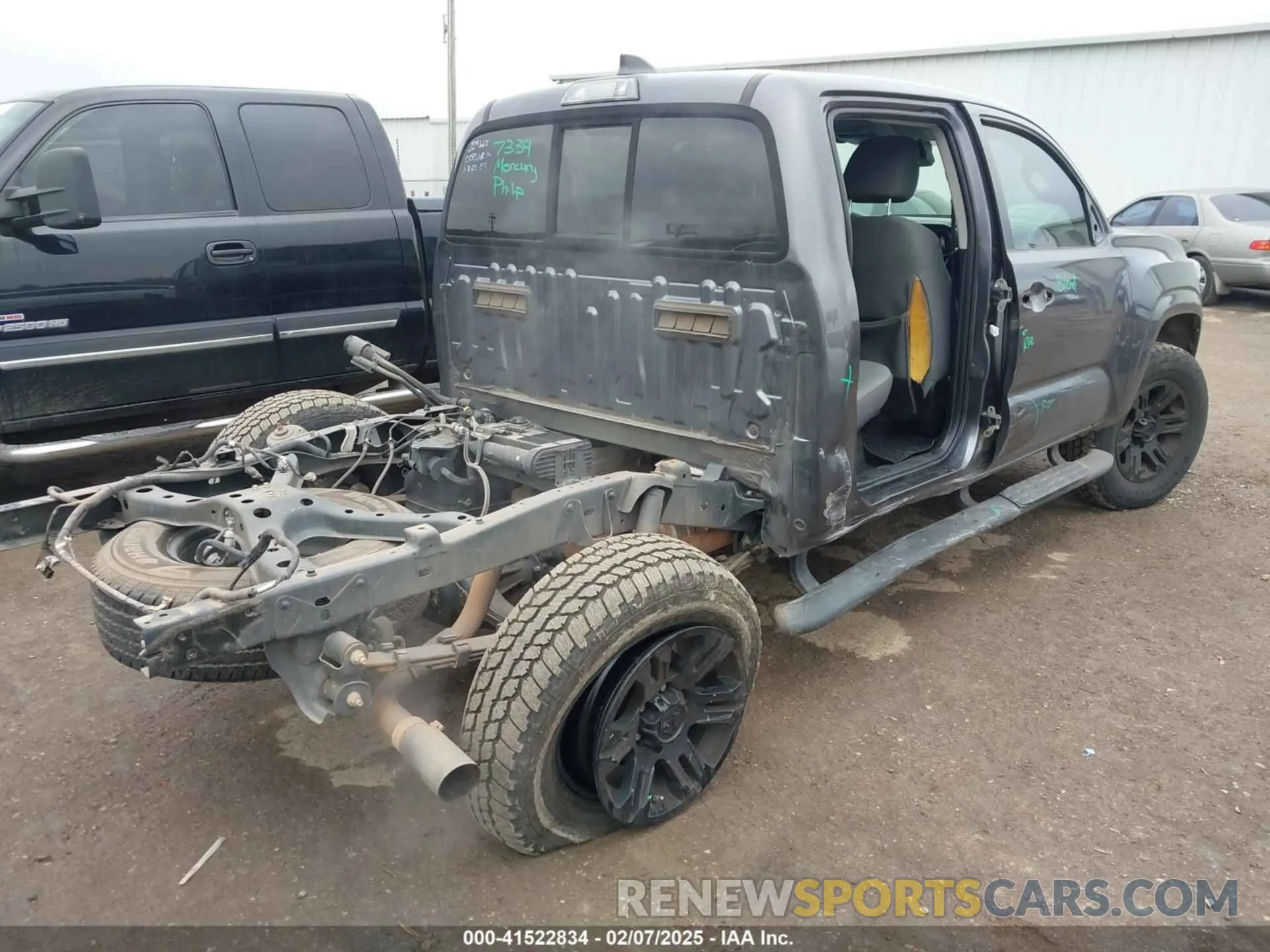 4 Photograph of a damaged car 5TFAX5GN1LX174265 TOYOTA TACOMA 2020