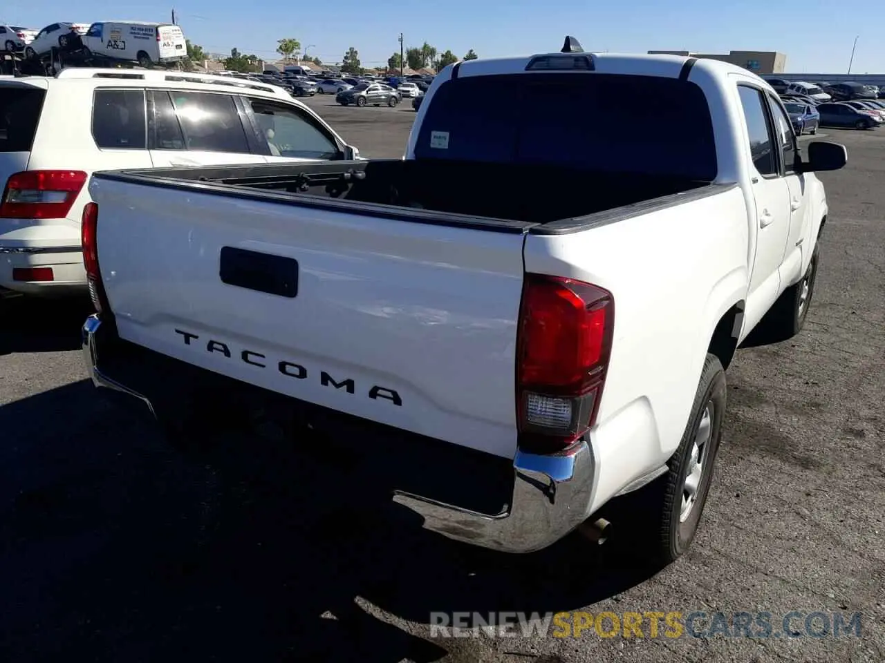 4 Photograph of a damaged car 5TFAX5GN2LX180978 TOYOTA TACOMA 2020