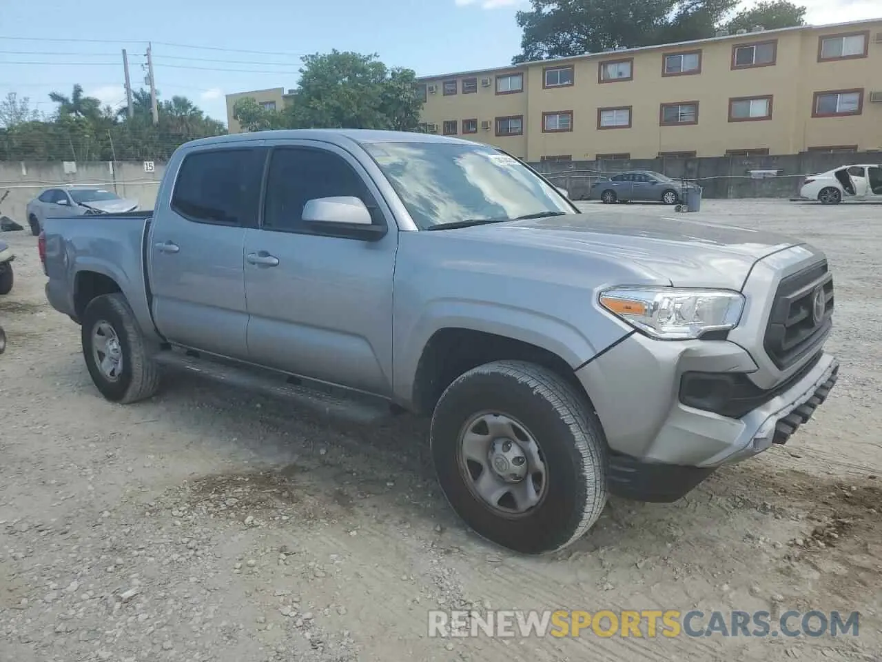 4 Фотография поврежденного автомобиля 5TFAX5GN3LX187762 TOYOTA TACOMA 2020