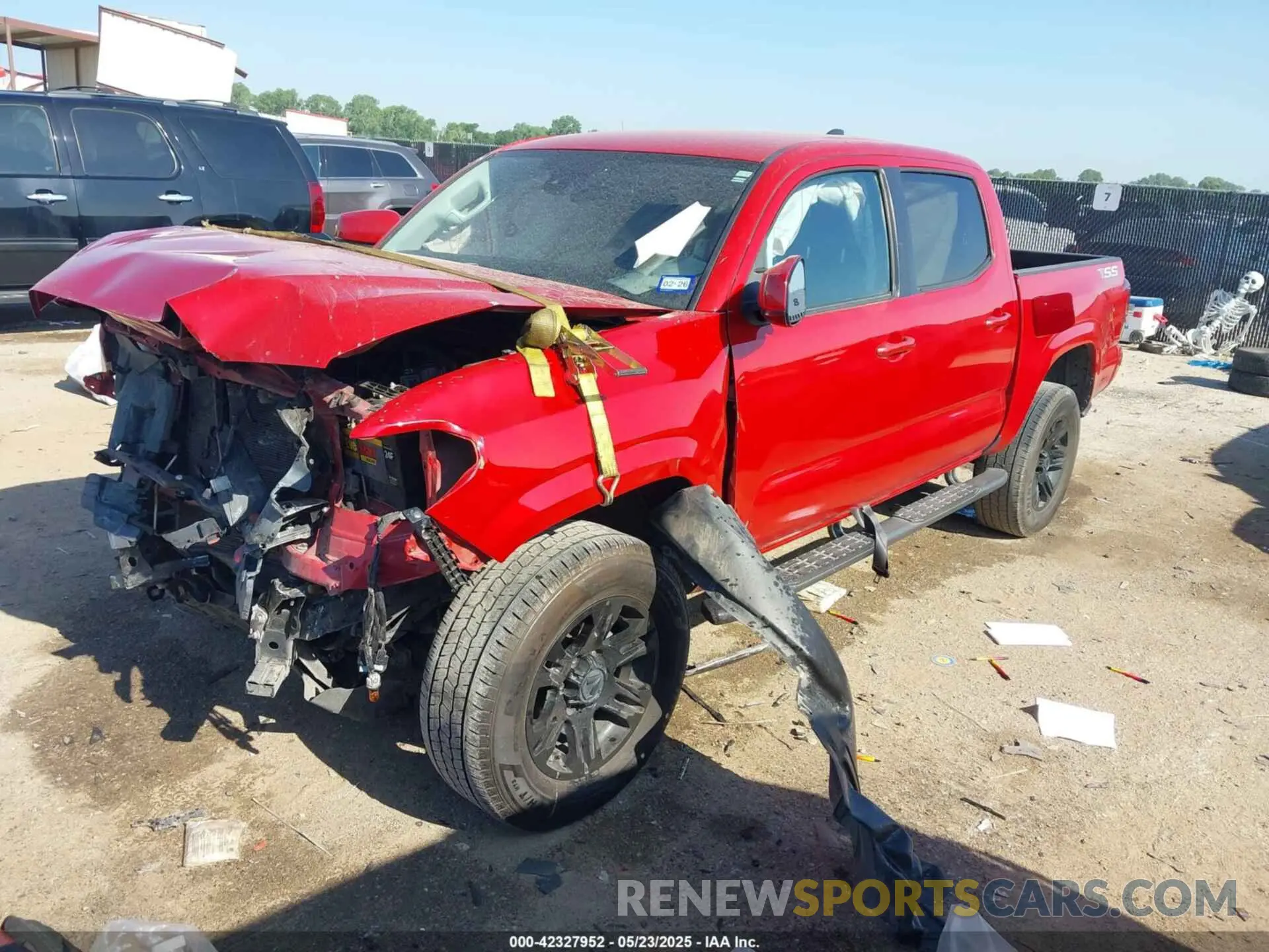 2 Фотография поврежденного автомобиля 5TFAX5GN5LX168257 TOYOTA TACOMA 2020