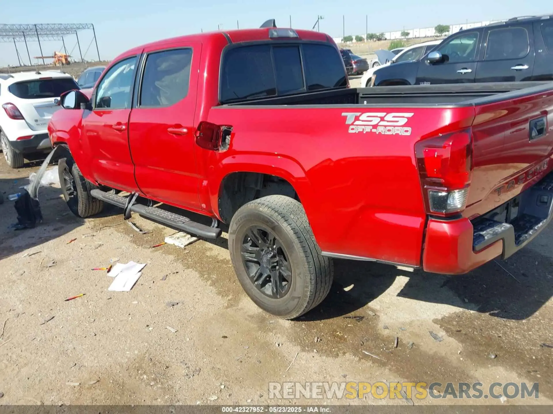 3 Фотография поврежденного автомобиля 5TFAX5GN5LX168257 TOYOTA TACOMA 2020