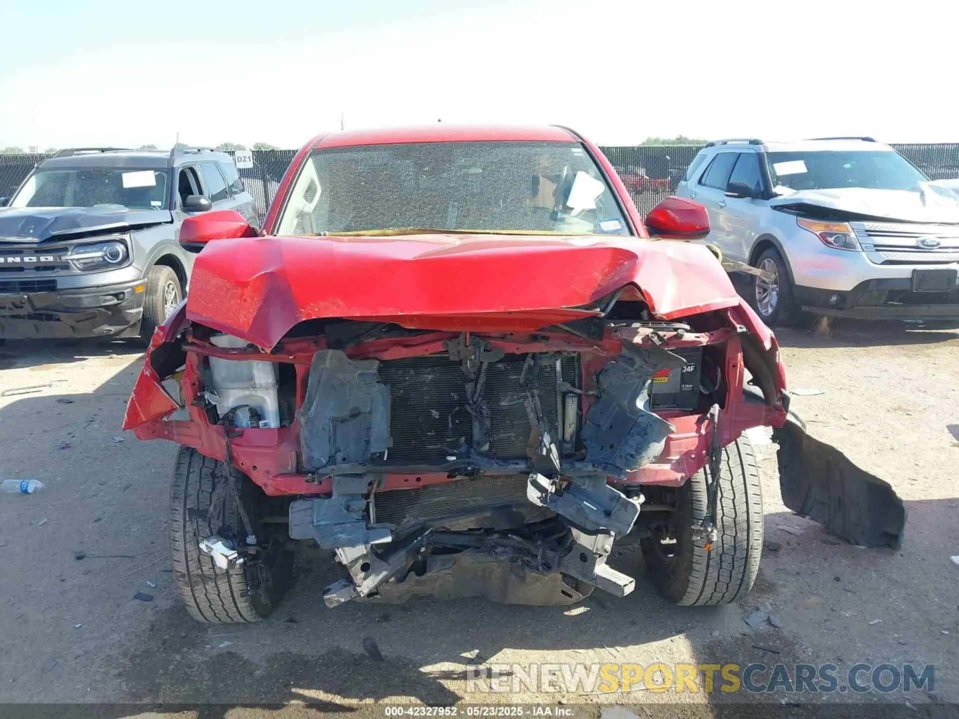6 Фотография поврежденного автомобиля 5TFAX5GN5LX168257 TOYOTA TACOMA 2020