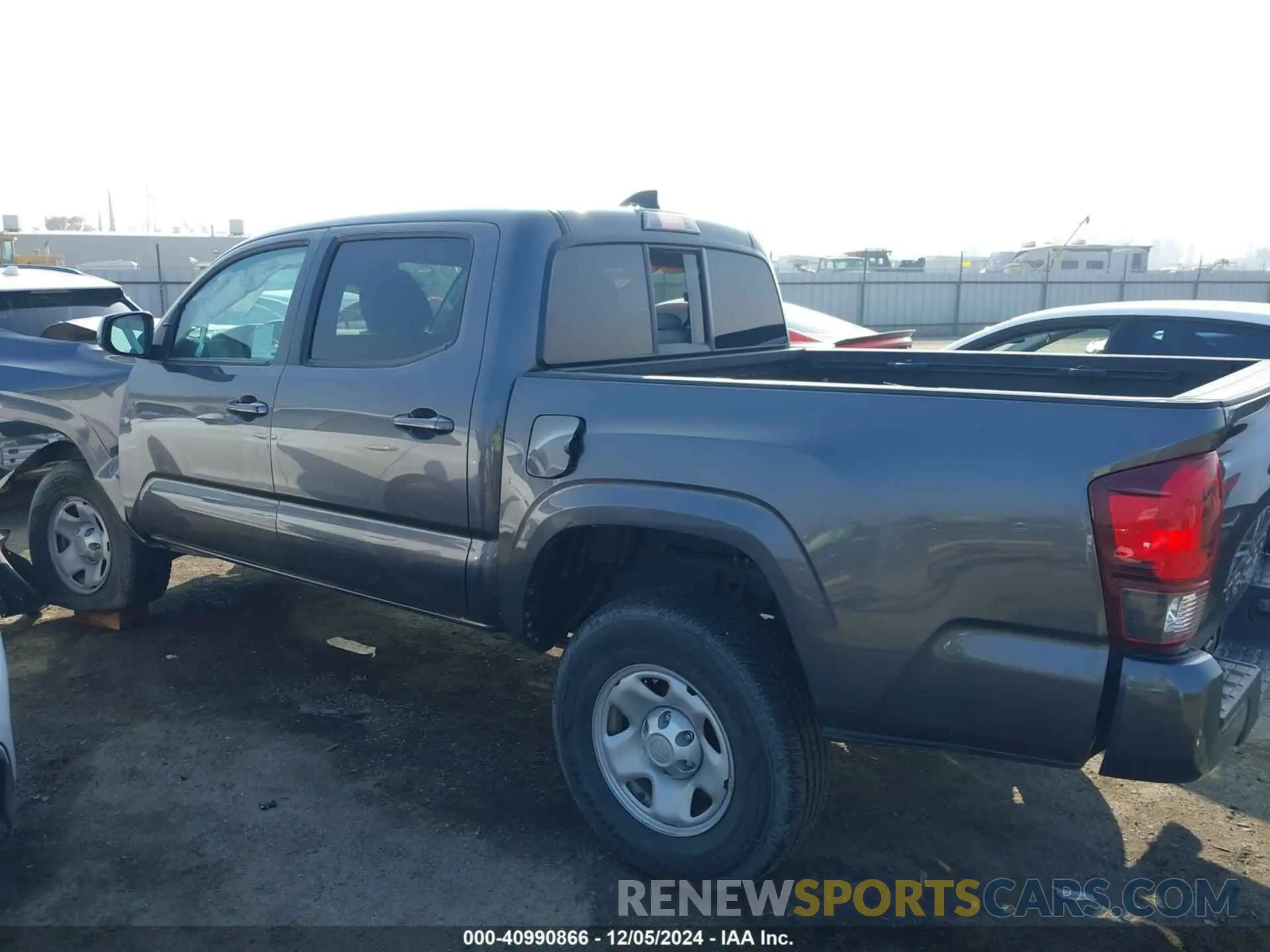 15 Фотография поврежденного автомобиля 5TFAX5GN6LX186573 TOYOTA TACOMA 2020