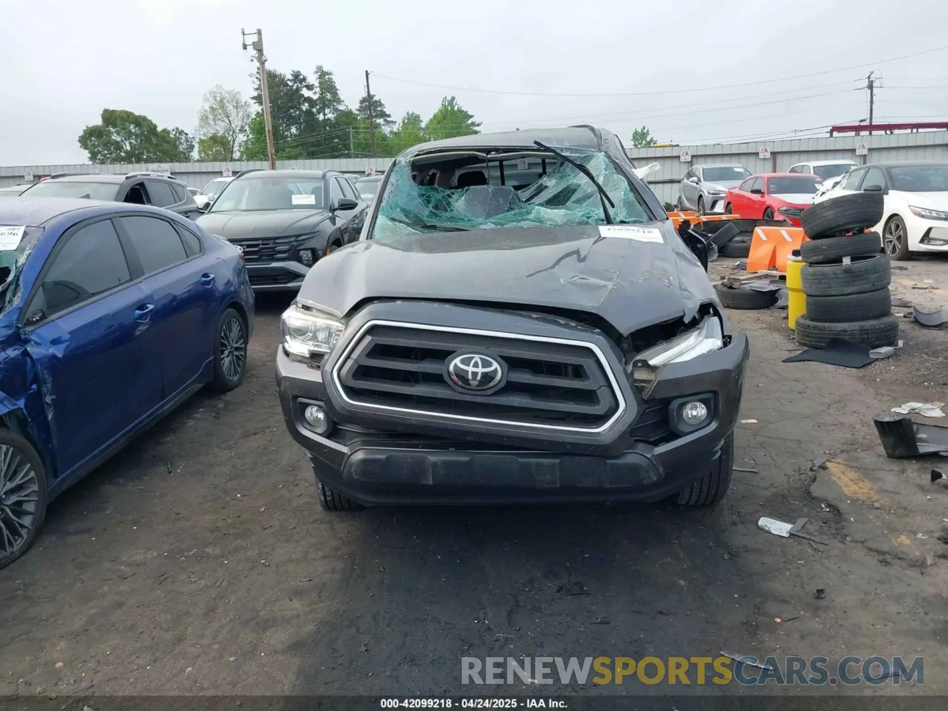 12 Фотография поврежденного автомобиля 5TFAX5GN8LX176272 TOYOTA TACOMA 2020