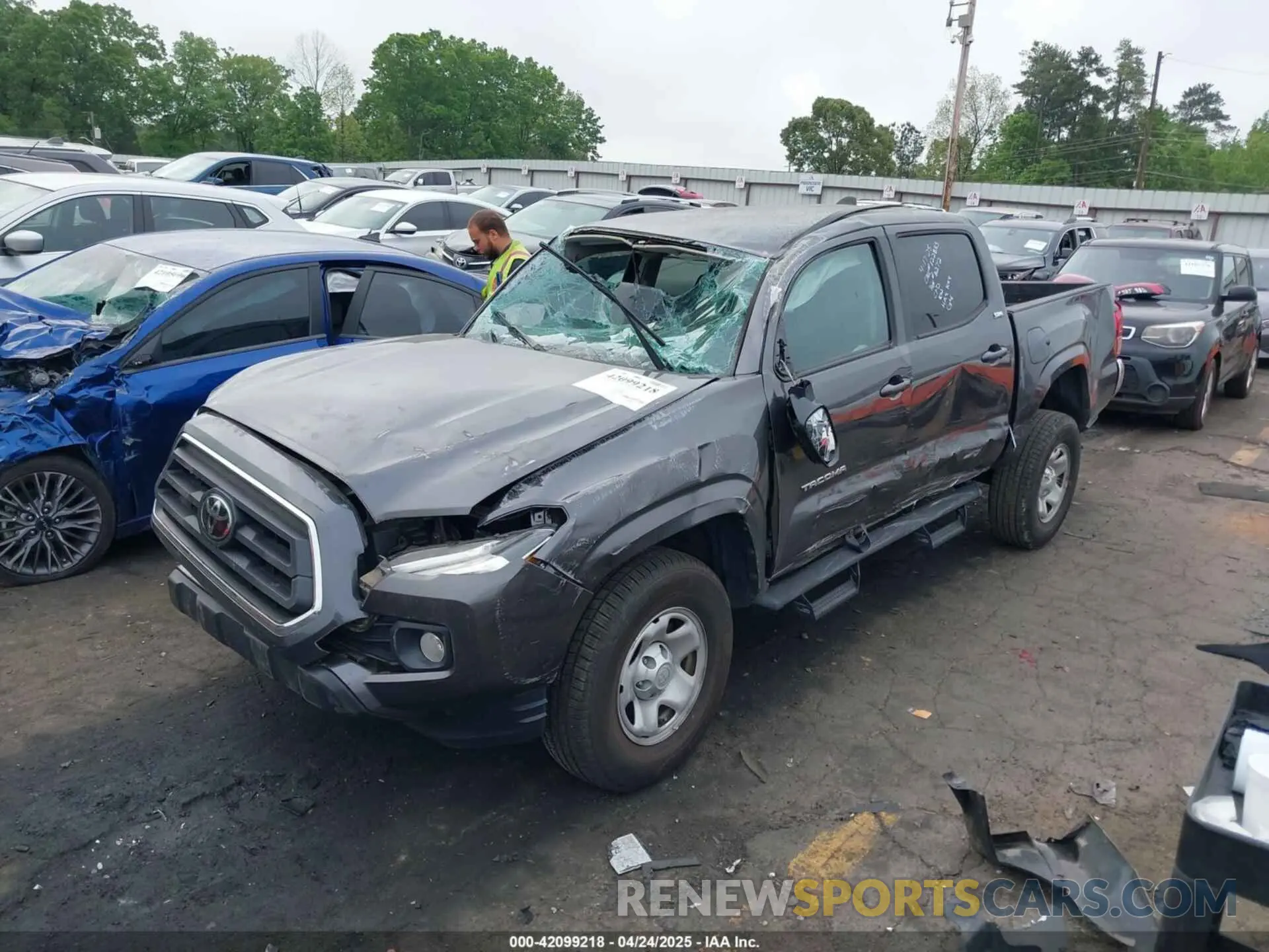 6 Фотография поврежденного автомобиля 5TFAX5GN8LX176272 TOYOTA TACOMA 2020