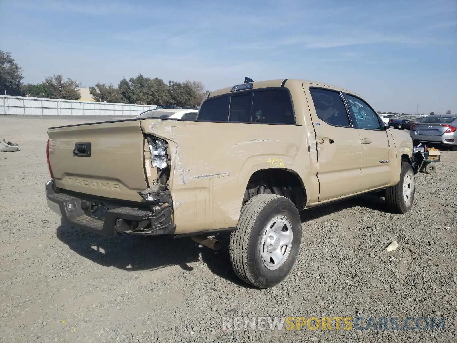 4 Photograph of a damaged car 5TFAX5GNXLX184938 TOYOTA TACOMA 2020