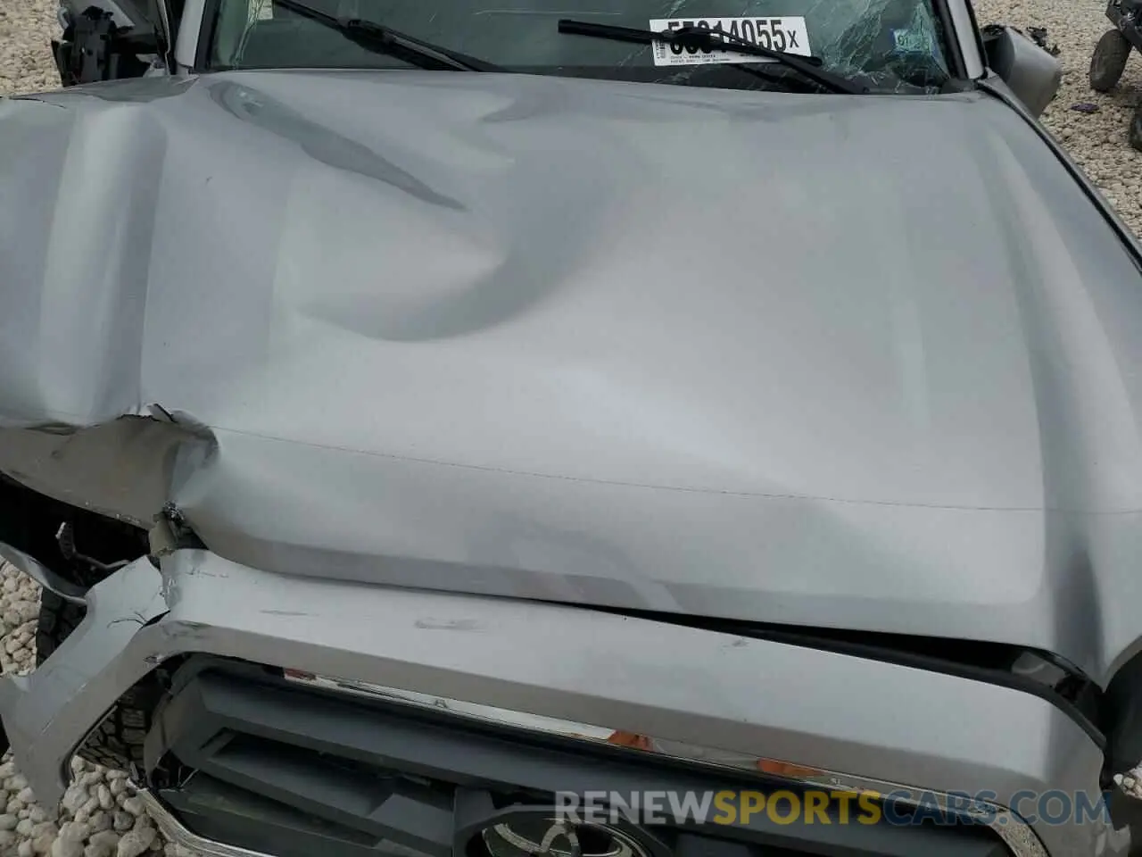 11 Фотография поврежденного автомобиля 5TFAZ5CN0LX089045 TOYOTA TACOMA 2020