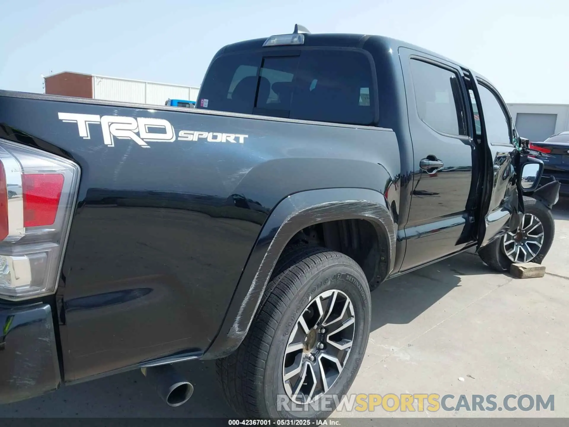 20 Photograph of a damaged car 5TFAZ5CN4LX088948 TOYOTA TACOMA 2020