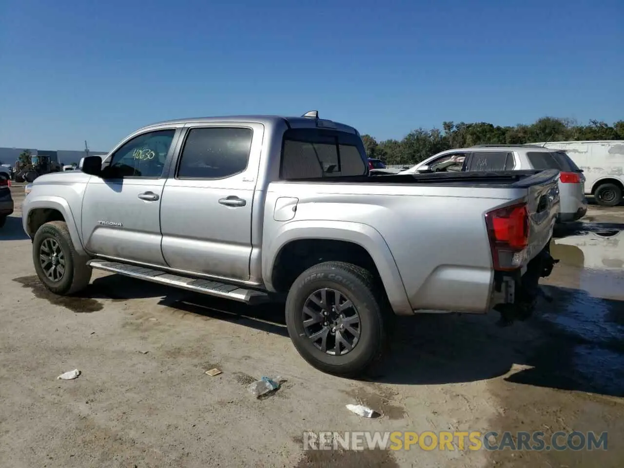 2 Photograph of a damaged car 5TFAZ5CN8LX090315 TOYOTA TACOMA 2020