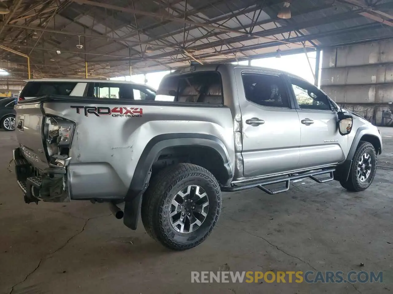 3 Photograph of a damaged car 5TFCZ5AN0LX241515 TOYOTA TACOMA 2020