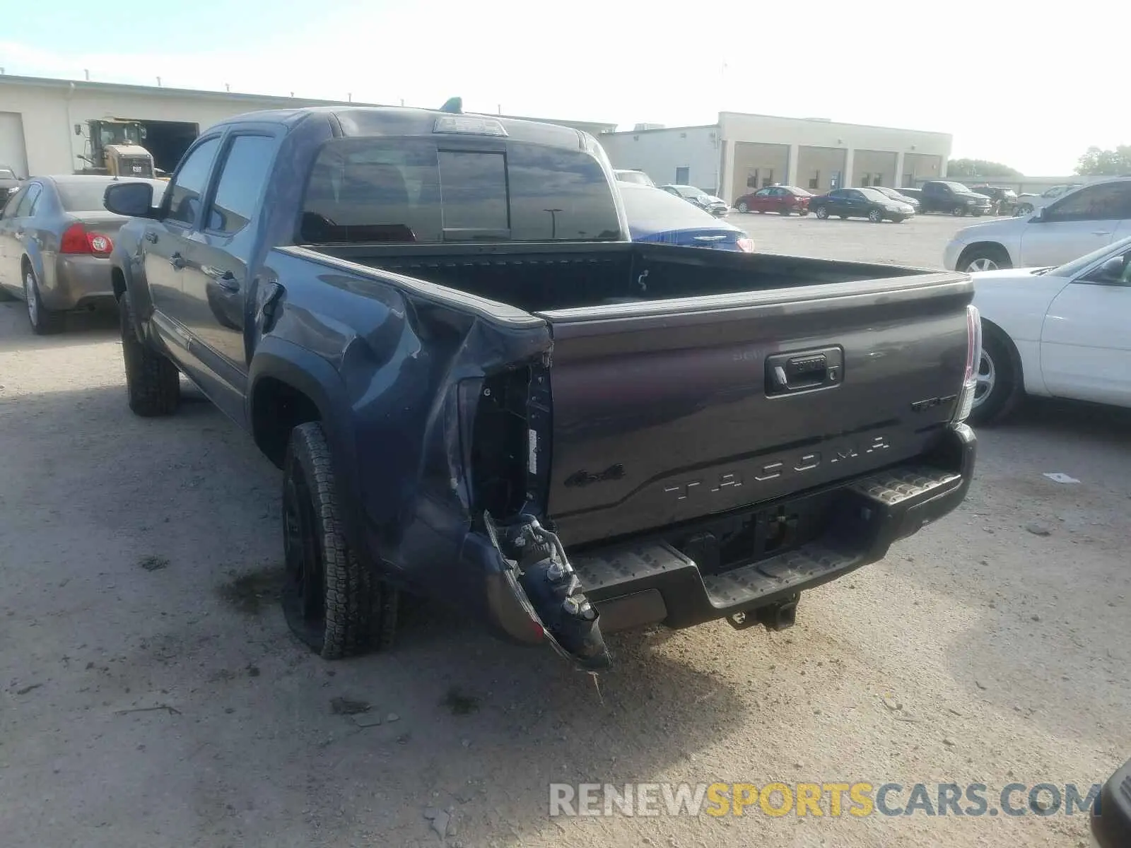 3 Photograph of a damaged car 5TFCZ5AN1LX217126 TOYOTA TACOMA 2020
