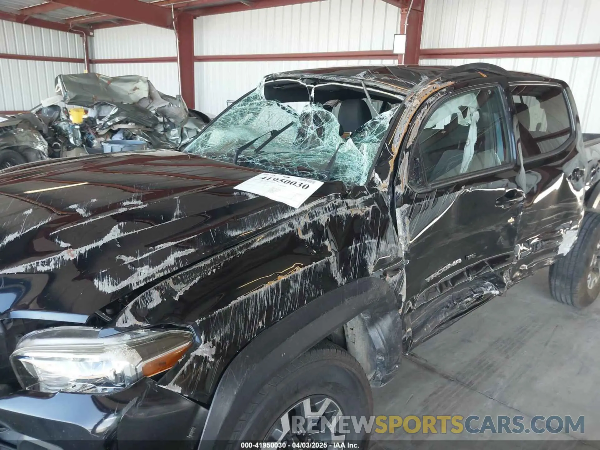 6 Photograph of a damaged car 5TFCZ5AN1LX224058 TOYOTA TACOMA 2020
