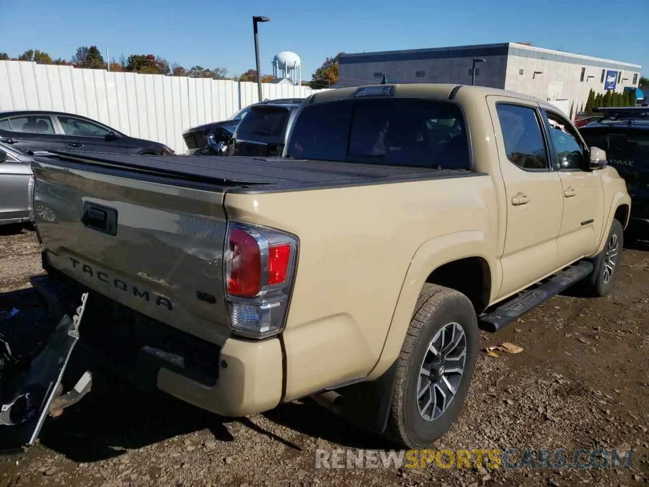 4 Photograph of a damaged car 5TFCZ5AN3LX215944 TOYOTA TACOMA 2020