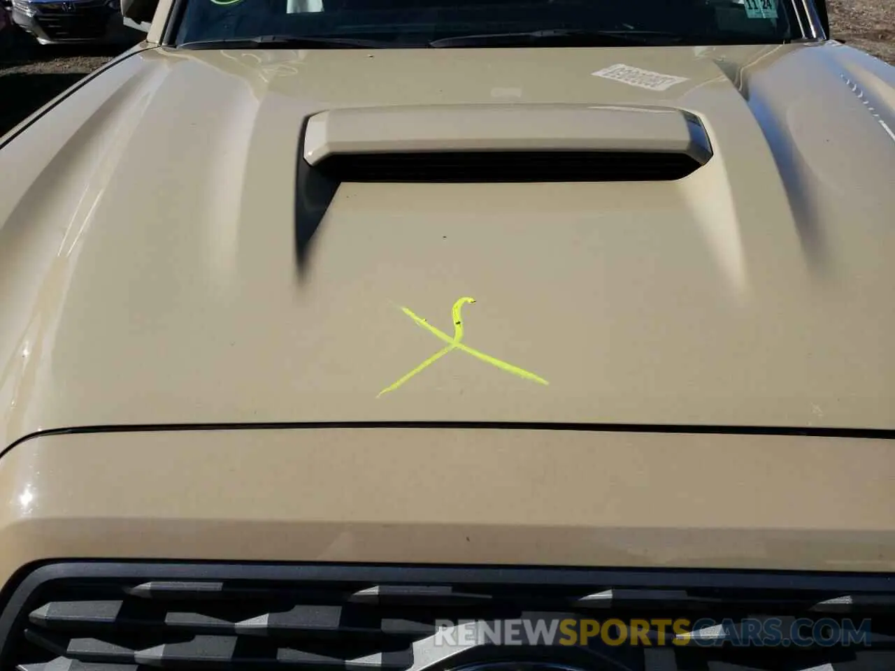 7 Photograph of a damaged car 5TFCZ5AN3LX215944 TOYOTA TACOMA 2020