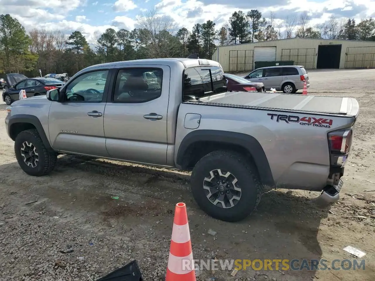 2 Фотография поврежденного автомобиля 5TFCZ5AN4LX225222 TOYOTA TACOMA 2020