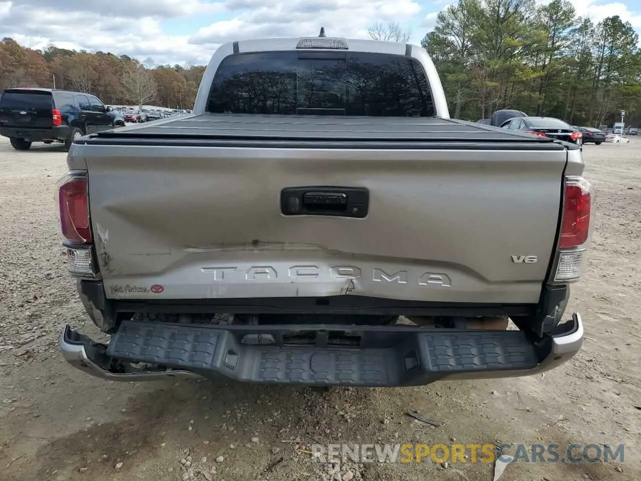 6 Фотография поврежденного автомобиля 5TFCZ5AN4LX225222 TOYOTA TACOMA 2020