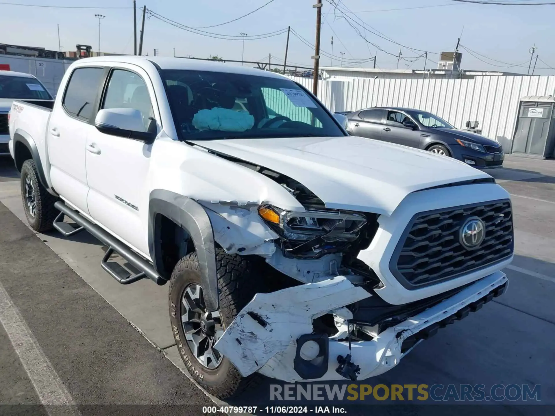 6 Photograph of a damaged car 5TFCZ5AN4LX227116 TOYOTA TACOMA 2020