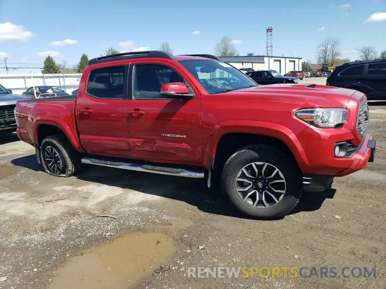 4 Photograph of a damaged car 5TFCZ5AN4LX231599 TOYOTA TACOMA 2020