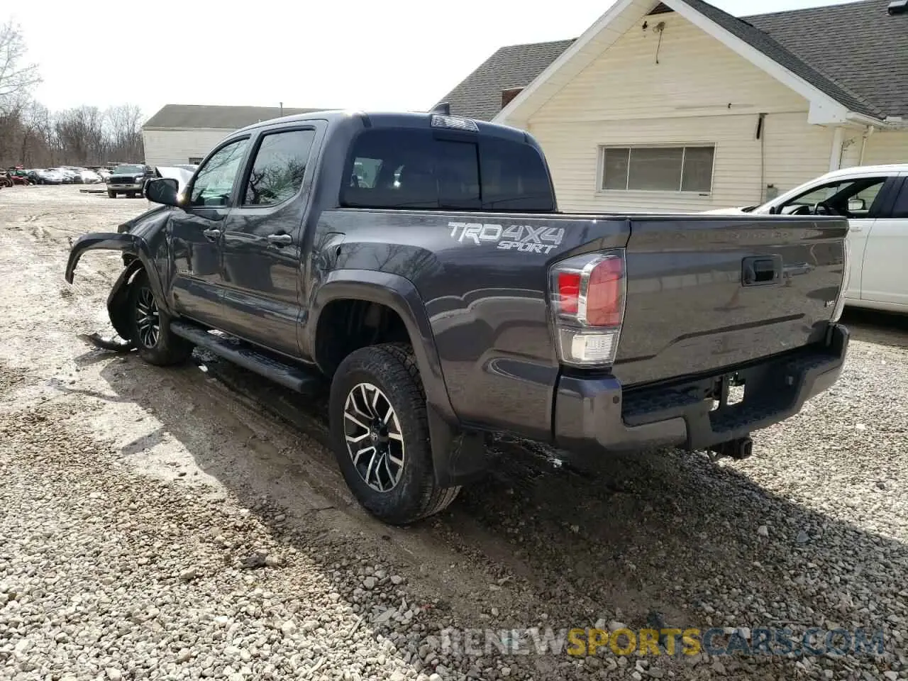 3 Photograph of a damaged car 5TFCZ5AN4LX240335 TOYOTA TACOMA 2020
