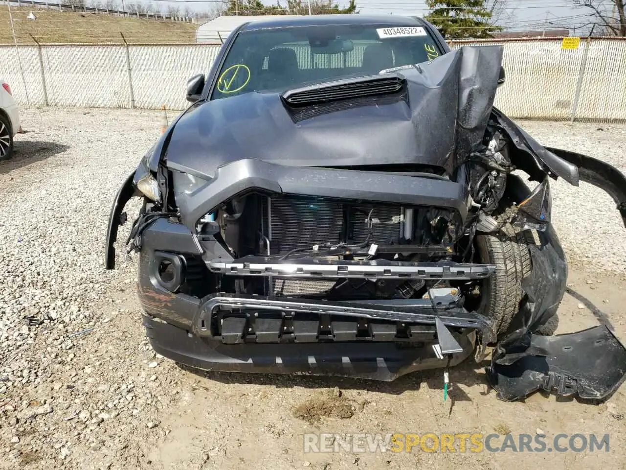 9 Photograph of a damaged car 5TFCZ5AN4LX240335 TOYOTA TACOMA 2020