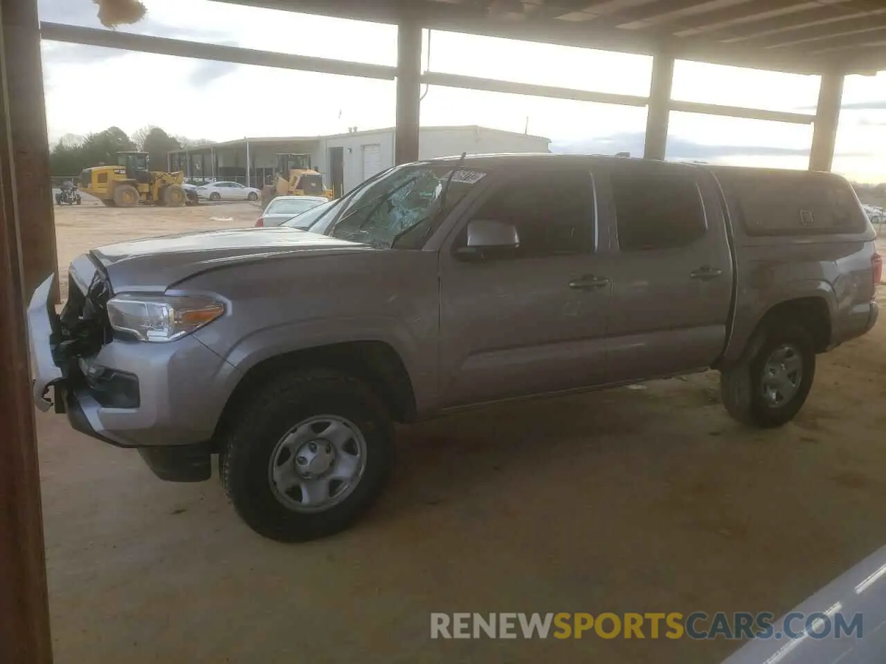 1 Photograph of a damaged car 5TFCZ5AN5LX231613 TOYOTA TACOMA 2020