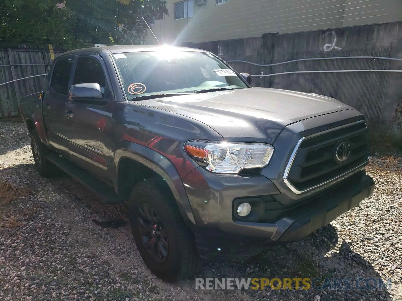 1 Photograph of a damaged car 5TFCZ5AN7LX240443 TOYOTA TACOMA 2020
