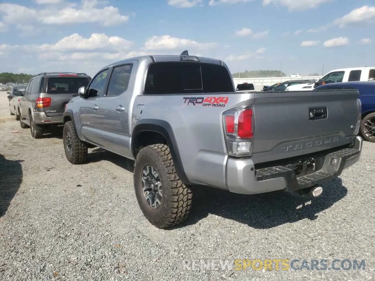 3 Photograph of a damaged car 5TFCZ5AN8LX231203 TOYOTA TACOMA 2020