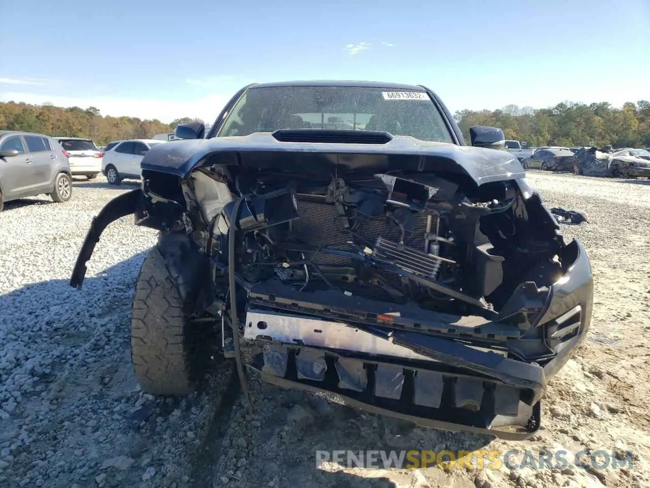 5 Photograph of a damaged car 5TFCZ5ANXLX212331 TOYOTA TACOMA 2020