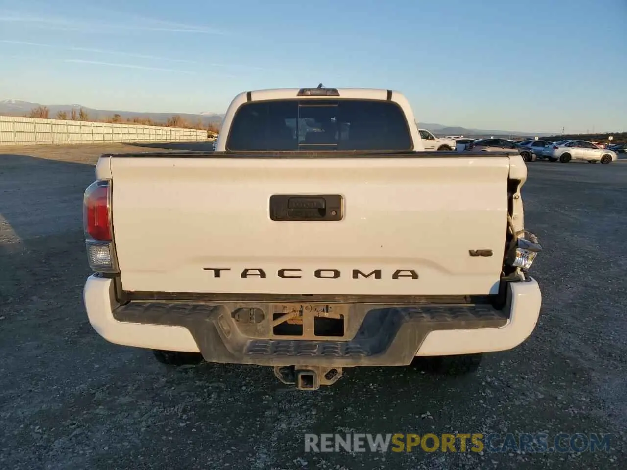 6 Photograph of a damaged car 5TFDZ5BN6LX049292 TOYOTA TACOMA 2020