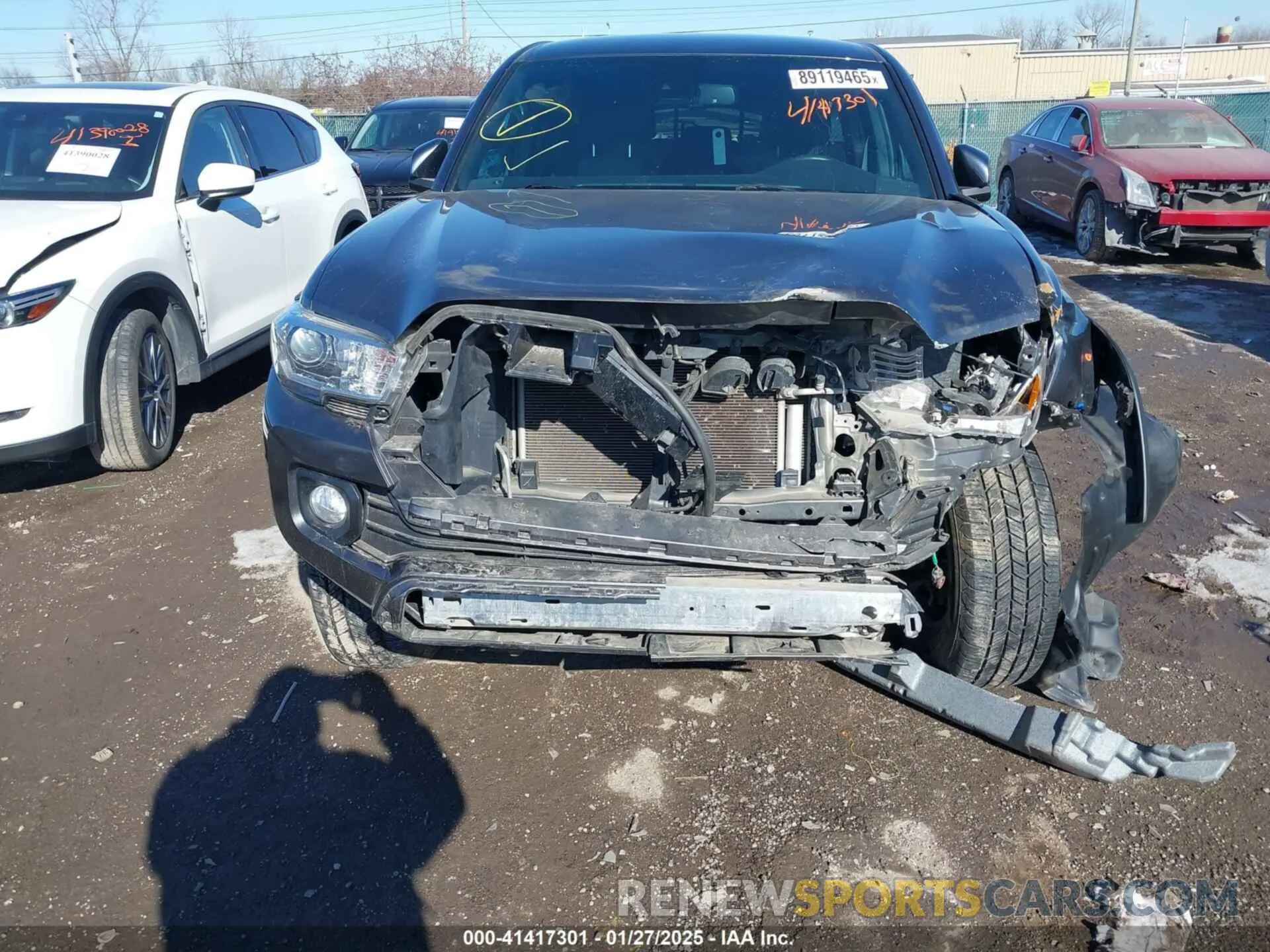 6 Photograph of a damaged car 5TFDZ5BN8LX055658 TOYOTA TACOMA 2020