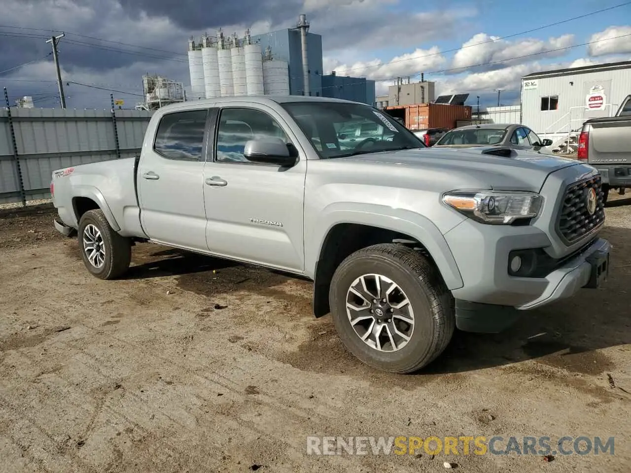 4 Photograph of a damaged car 5TFDZ5BN9LX047763 TOYOTA TACOMA 2020