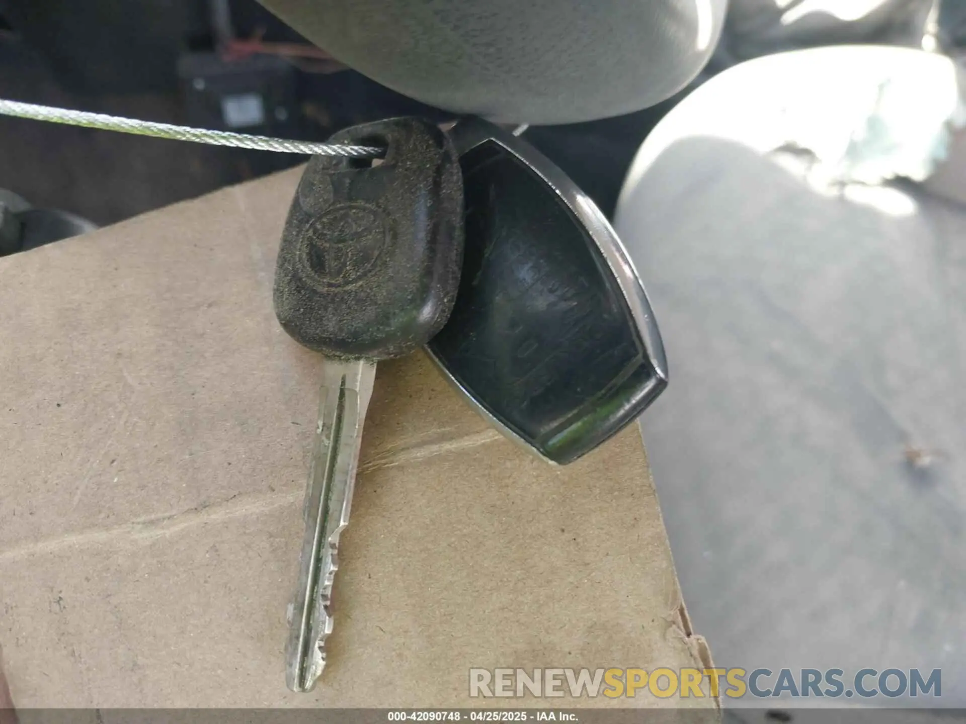 11 Photograph of a damaged car 5TFRX5GN1LX180442 TOYOTA TACOMA 2020