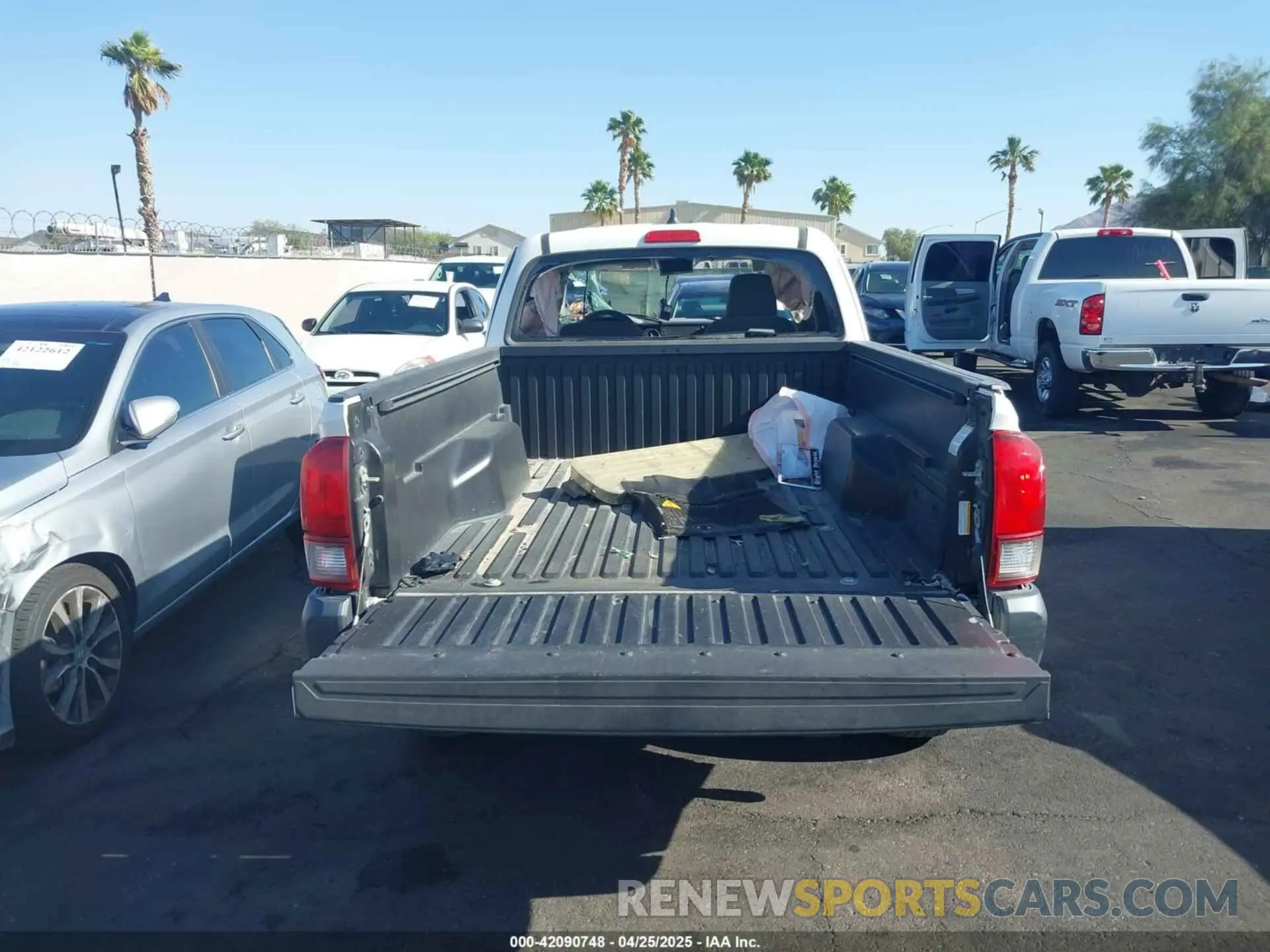 16 Photograph of a damaged car 5TFRX5GN1LX180442 TOYOTA TACOMA 2020