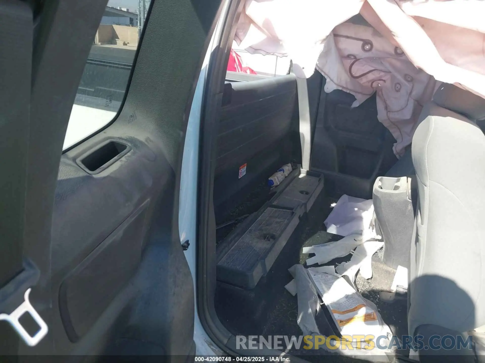 8 Photograph of a damaged car 5TFRX5GN1LX180442 TOYOTA TACOMA 2020